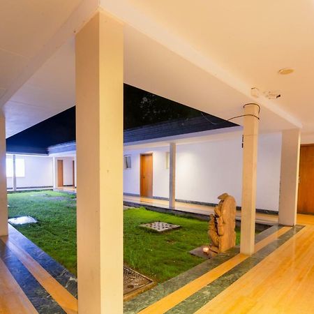 Mint Koregaon Park Next To Osho Ashram Pune Dış mekan fotoğraf