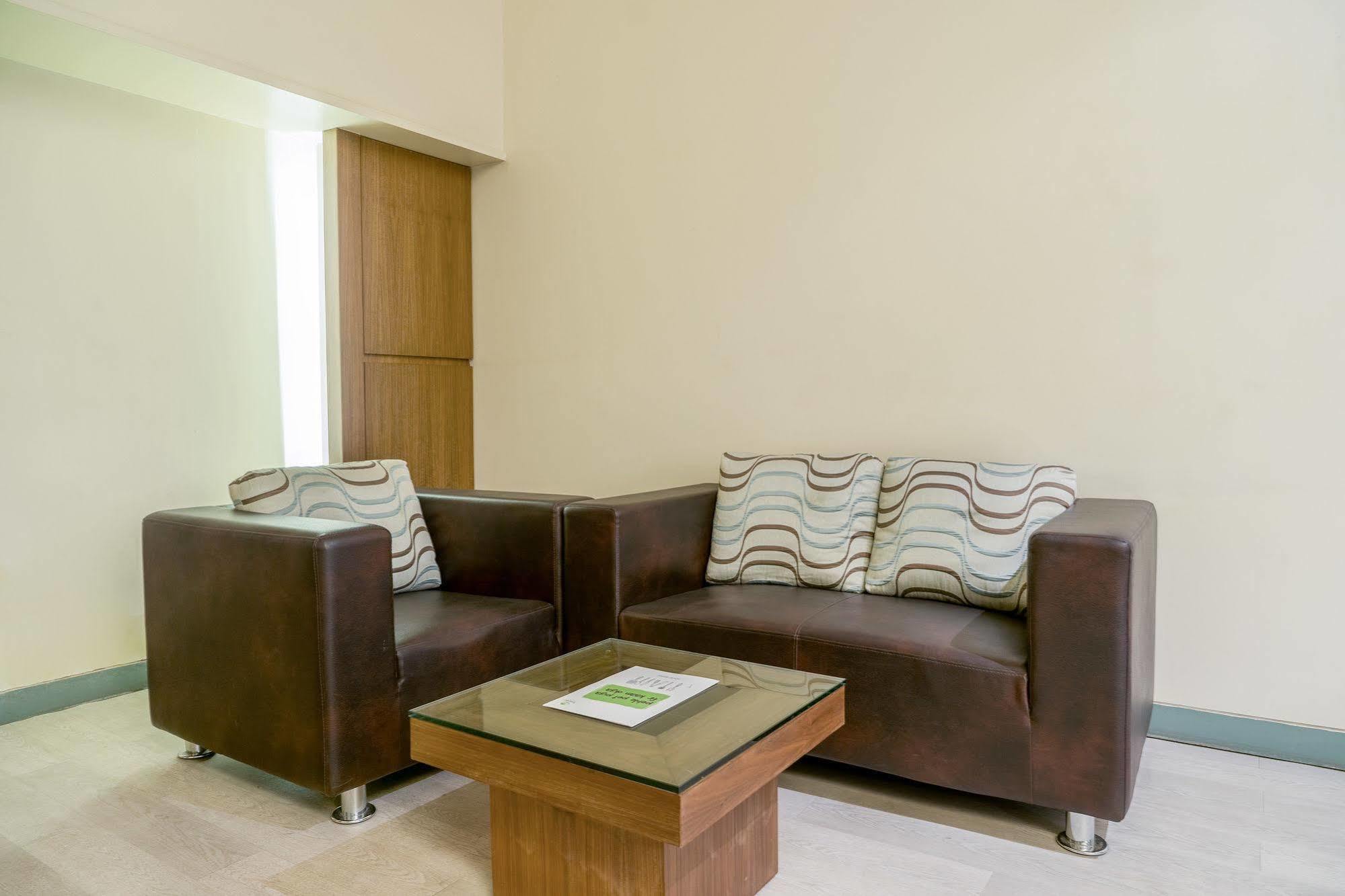 Mint Koregaon Park Next To Osho Ashram Pune Dış mekan fotoğraf